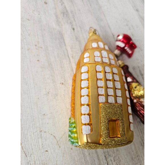 Patricia breen empire building King Kong airplane ornament ape manhattan RARE se - Picture 2 of 13